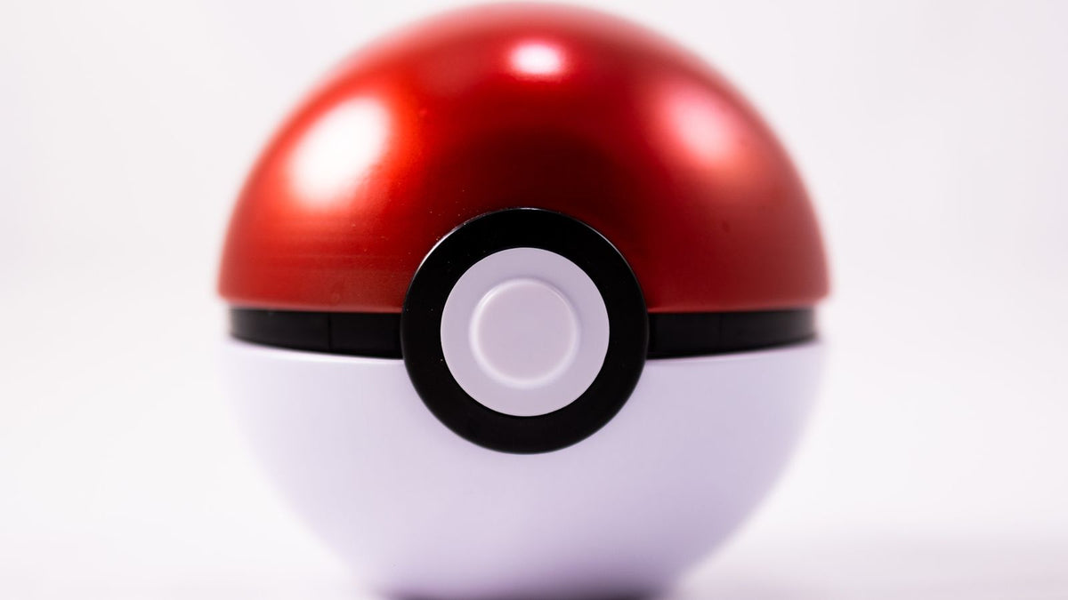 Classic red and white Poké Ball